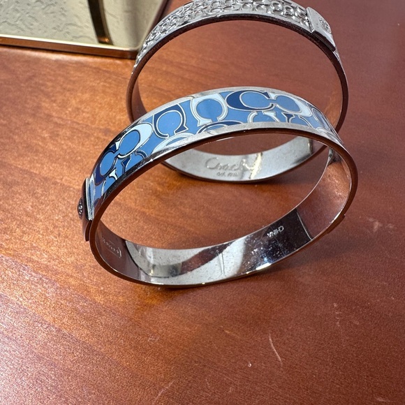 Coach Bangle Bracelets 1 Only!! - Picture 2 of 5